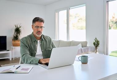 shutterstock_2423355947 (1)