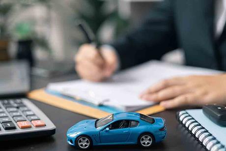 company-car-shutterstock_2466750933-(1)