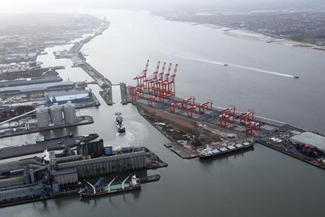 B6A8EC3F-9F11-4F10-9D56-E32B1E75251F_1_201_a