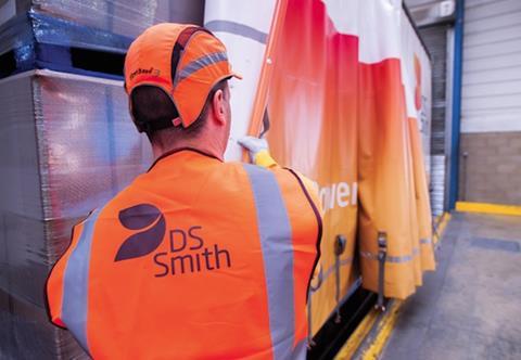 DS Smith 1