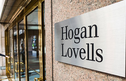 Hogan Lovells returns newley qualified lawyers to full pay