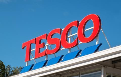 Tesco rewards staff with 10% bonus payment