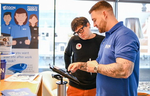 Hachette Aegon pensions engagement