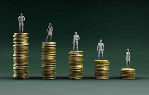 Biggest wage drop since Q1 2018