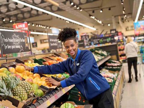 Aldi-colleague