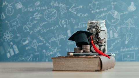 Financial education  -dee karen- shutterstock_2281205477