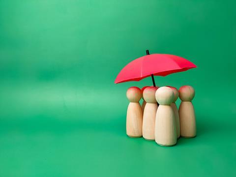 groupriskshutterstock_2102054599