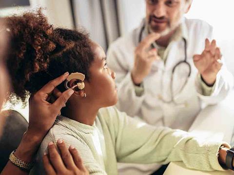 deafchildrenshutterstock_2154172285